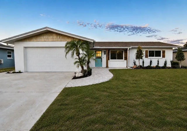 1st image of 2902 23rd Ave W, Bradenton, FL 34205 | MLS# A4703760