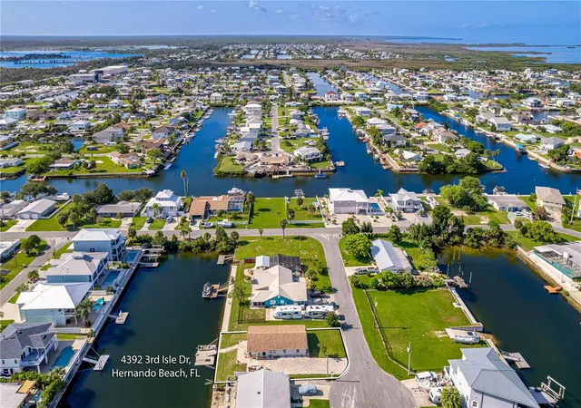 Photo 4 of Single family home for sale at 4392 3rd Isle Dr, Hernando Beach, FL 34607 | MLS# TB8541435 | Listing updated on 2026-09-01