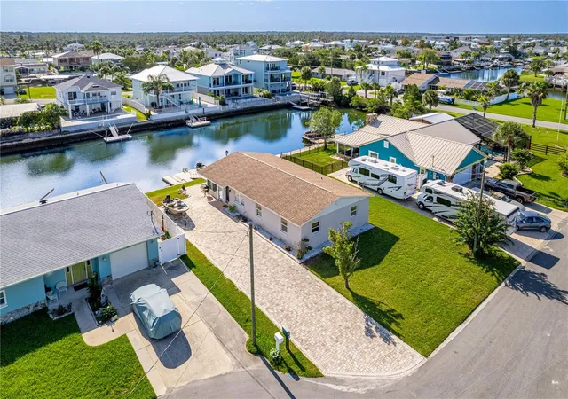 Photo 5 of Single family home for sale at 4392 3rd Isle Dr, Hernando Beach, FL 34607 | MLS# TB8541435 | Listing updated on 2026-09-01