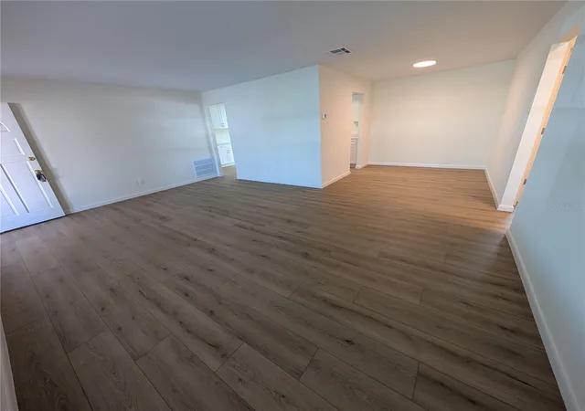 image of 14119 88th Ave, Seminole, FL 33776 | MLS# TB8541439