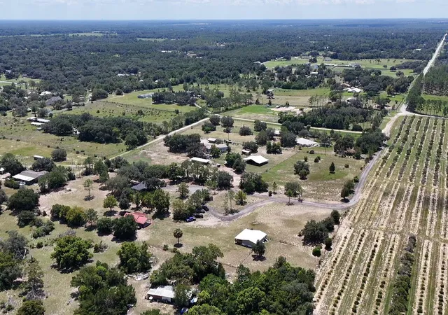 2nd image of 37647 Jenny Ln, Eustis, FL 32736 | MLS# G5116804
