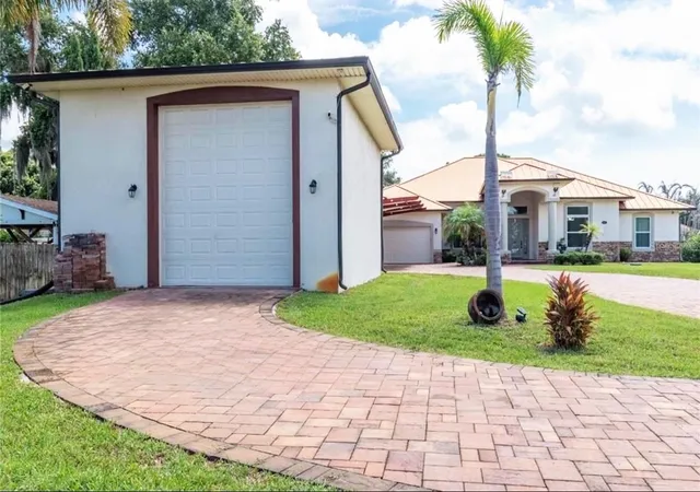 3rd image of 2815 2815 Dairy Rd, Melbourne, FL 32904 | MLS# O6435793