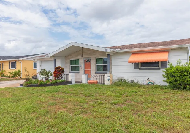 2nd image of 1447 Weyford Ln, Holiday, FL 34691 | MLS# TB8541448