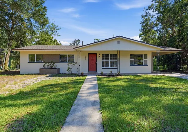 1st image of 1617 Se 14th Ave, Gainesville, FL 32641 | MLS# GC542936