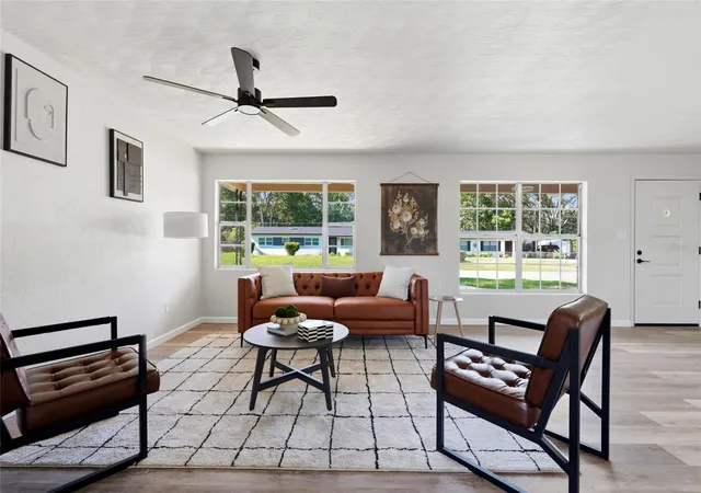 3rd image of 1617 Se 14Th Ave, Gainesville, FL 32641 | MLS# GC542936