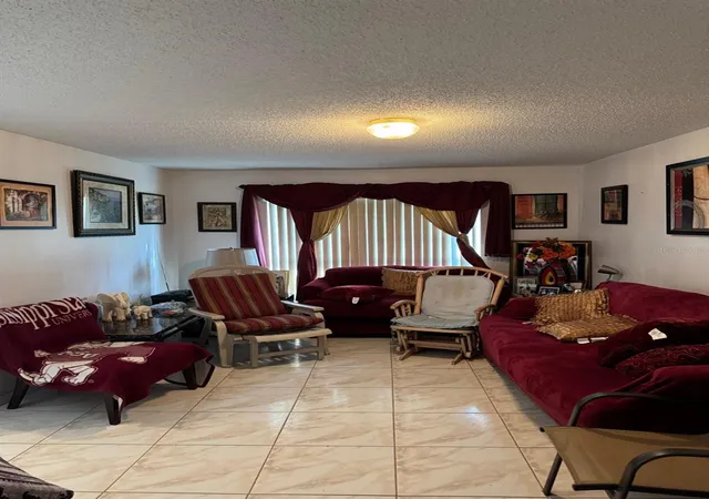 5th image of 16 Red Barn Dr, Palm Coast, FL 32164 | MLS# O6435795
