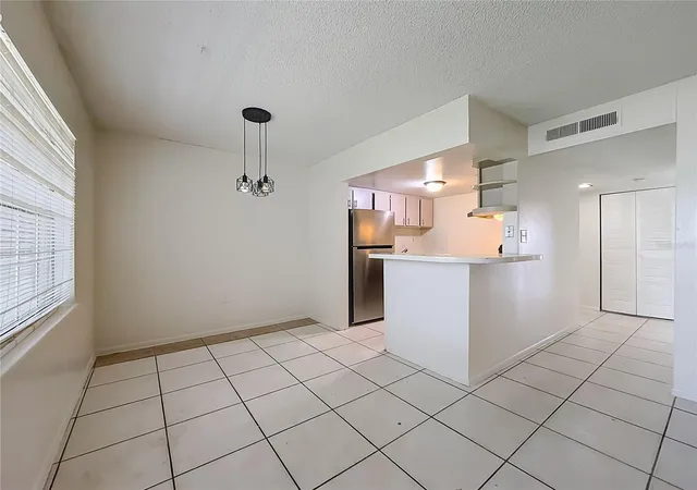 3rd image of 1434 W Holden Ave #C-4, Orlando, FL 32839 | MLS# O6435797