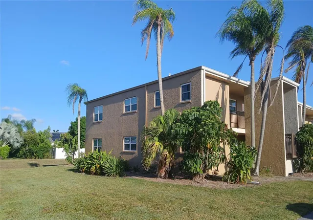 Condo for sale at 12300 Park Blvd #101, SEMINOLE, FL 33772 | MLS# TB8541461
