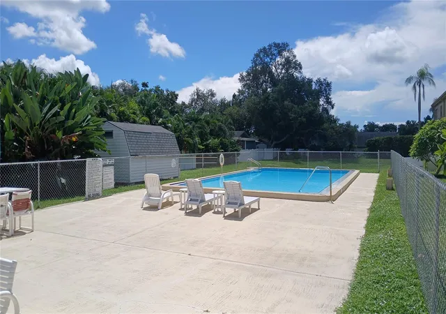 Listing Photo 2 - Condo for sale in building located at 12300 Park Blvd, Seminole, FL 33772 - Unit #101