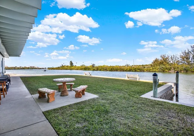 4th image of 18399 Gulf Blvd #372, Indian Shores, FL 33785 | MLS# TB8541463