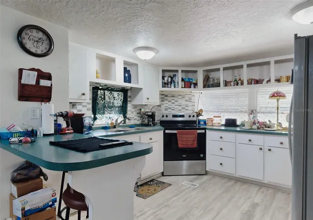 41st image of 221 Evergreen Ter, Deland, FL 32724 | MLS# V4950877