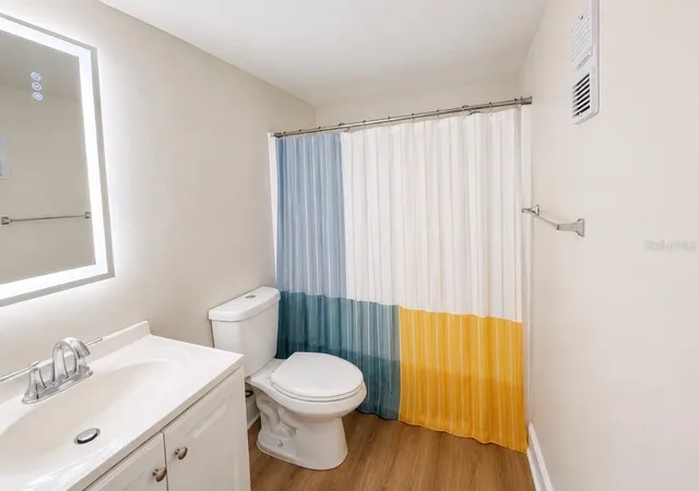 Listing Photo 2 - Condo for sale in building located at 5541 Bay Blvd, Port Richey, FL 34668 - Unit #550