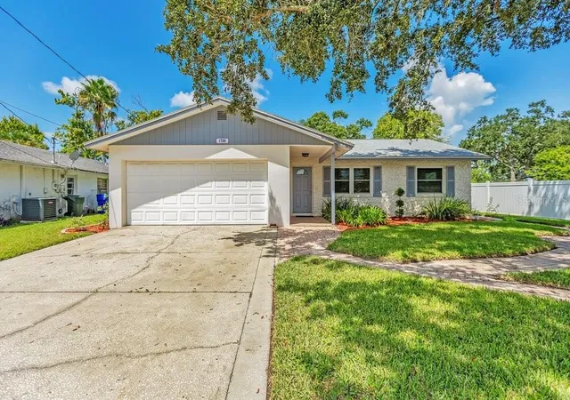 2nd image of 1788 Patricia Ave, Dunedin, FL 34698 | MLS# TB8541477