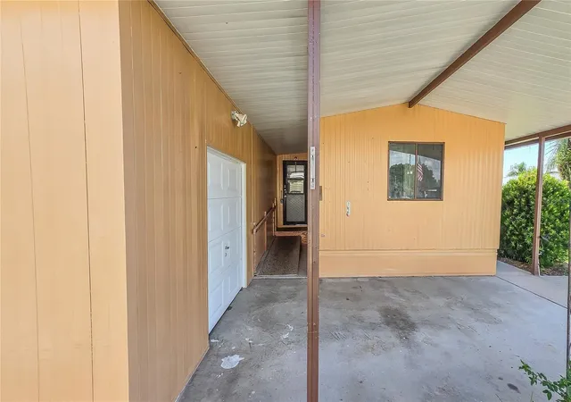 3rd image of 36301 Coronet Wy, Zephyrhills, FL 33541 | MLS# TB8541478