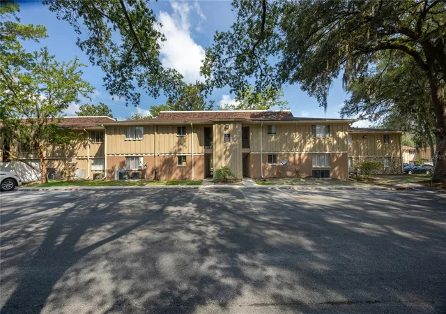 Photo 4 of Condo for sale at 507 Nw 39Th Rd #122, Gainesville, FL 32607 | MLS# GC542937 | Listing updated on 2026-10-05