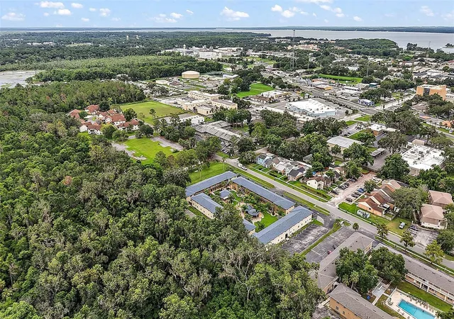 9th image of W Oak Terrace Dr, Leesburg, FL 34748 | MLS# G5116812