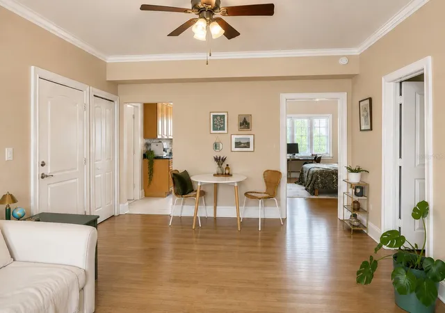 4th image of 2117 W Dekle Ave, Tampa, FL 33606