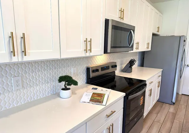 3rd image of 821 Benoi Dr,, Davenport, FL 33896 | MLS# O6435832