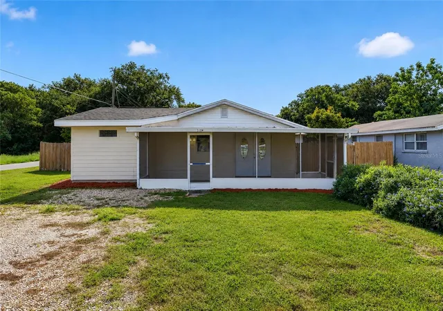 Photo 1 of Single family home for sale at 3104 Stewart St, Lakeland, FL 33803 | MLS# L4964497 | Listing updated on 2026-09-22