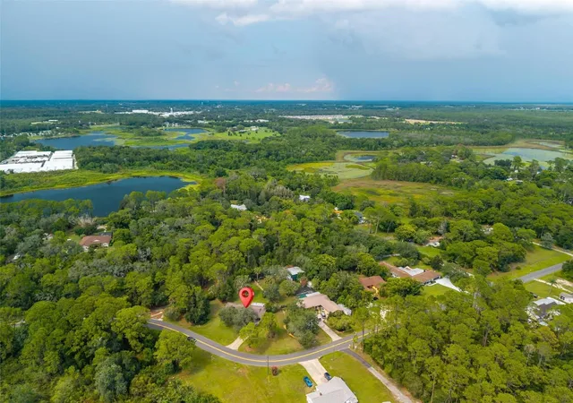3rd image of 16529 Orange Ave, Umatilla, FL 32784 | MLS# G5116818