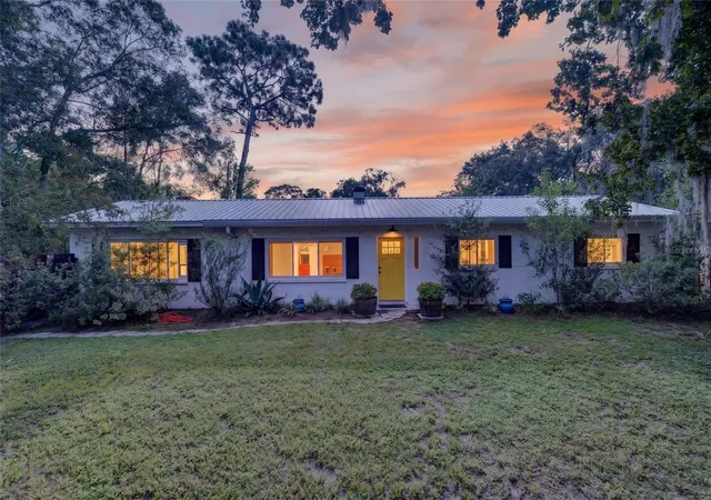 2nd image of 3929 Nw 20th Ter, Gainesville, FL 32605 | MLS# GC542940