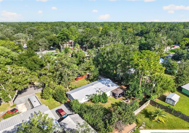 Photo 3 of Single family home for sale at 3929 Nw 20th Ter, Gainesville, FL 32605 | MLS# GC542940 | Listing updated on 2026-10-09