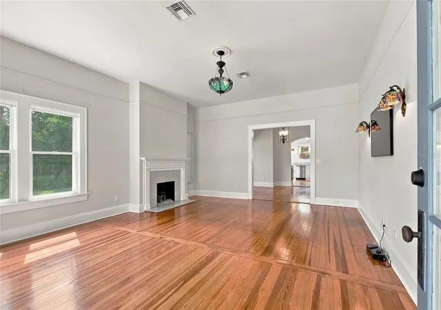 2nd image of 929 Vistabula St, Lakeland, FL 33801 | MLS# L4964499