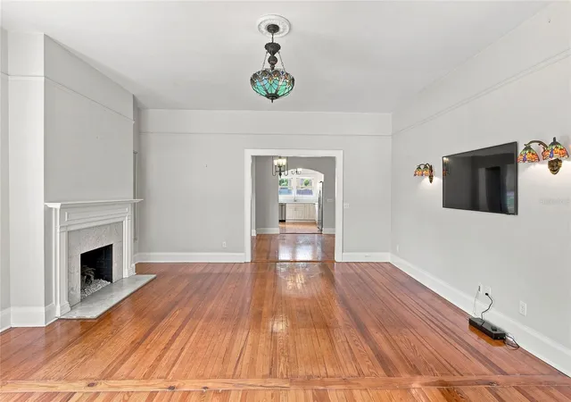 Photo 3 of Single family home for sale at 929 Vistabula St, Lakeland, FL 33801 | MLS# L4964499 | Listing updated on 2026-10-20