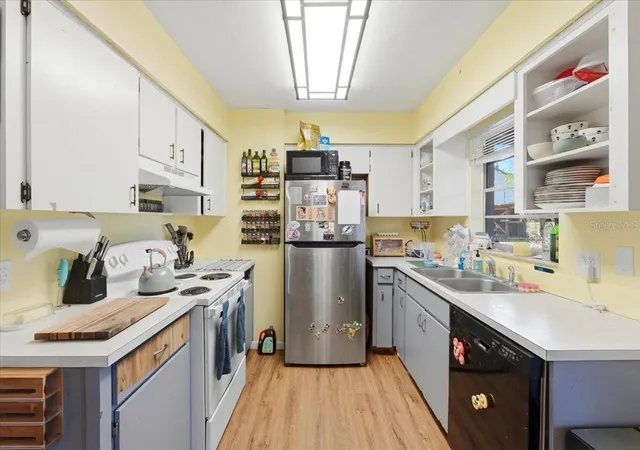 4th image of 215 Carla Ann Ct, Auburndale, FL 33823 | MLS# L4964501