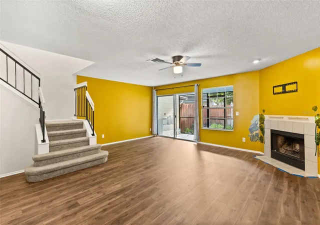 Photo 3 of Townhouse for sale at 2776 Lancaster Ct, Apopka, FL 32703 | MLS# O6435850 | Listing updated on 2026-10-01