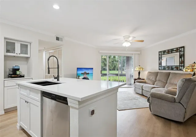 Photo 3 of Sale Pending at 470 S Pin Oak Pl #112, Longwood, FL 32779 | MLS# O6435853 | Listing updated on 2026-09-05