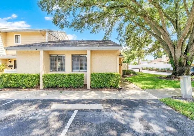Photo 2 of Condo for sale at 5395 Emerald Isle Dr #1011, Orlando, FL 32812 | MLS# O6435856 | Listing updated on 2026-08-29