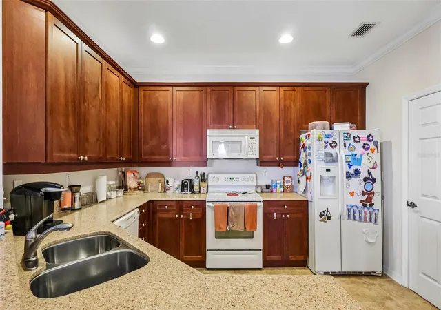 Photo 3 of Condo for sale at 8168 Boat Hook Loop #303, Windermere, FL 34786 | MLS# O6435857 | Listing updated on 2026-08-30
