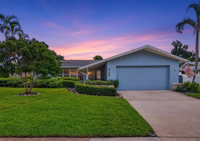 Photo 1 of Single family home for sale at 9795 Portside Dr, Seminole, FL 33776 | MLS# TB8541548 | Listing updated on 2026-10-29