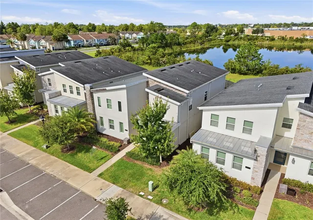 3rd image of 2874 Stanza Ct, Kissimmee, FL 34746 | MLS# O6435877