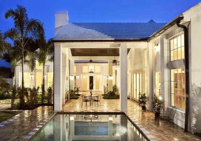 2nd image of 1740 S Orange Ave, Sarasota, FL 34239 | MLS# A4703787