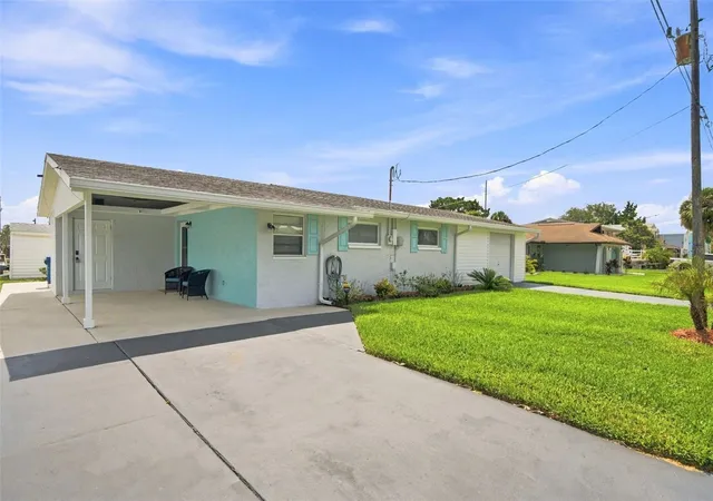 Photo 1 of Single family home for sale at 4496 Bimini Dr, Hernando Beach, FL 34607 | MLS# TB8541557 | Listing updated on 2026-08-23
