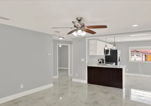 2nd image of 2712 E 99Th Ave, Tampa, FL 33612 | MLS# TB8541566