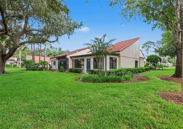 1st image of 108 Seville Ct N, Plant City, FL 33566 | MLS# O6435887