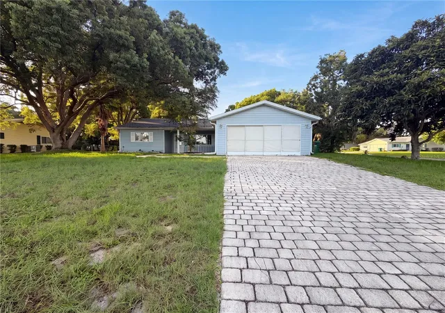 2nd image of 10337 Se 176th St, Summerfield, FL 34491 | MLS# O6435892