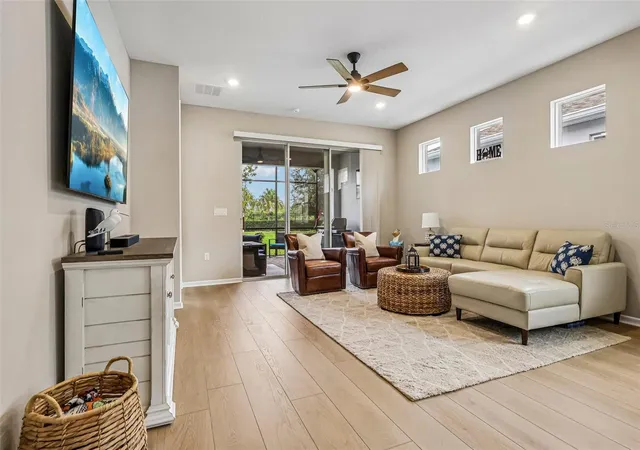 Photo 2 of Single family home for sale at 15873 Gem View St, Winter Garden, FL 34787 | MLS# O6435893 | Listing updated on 2026-08-27