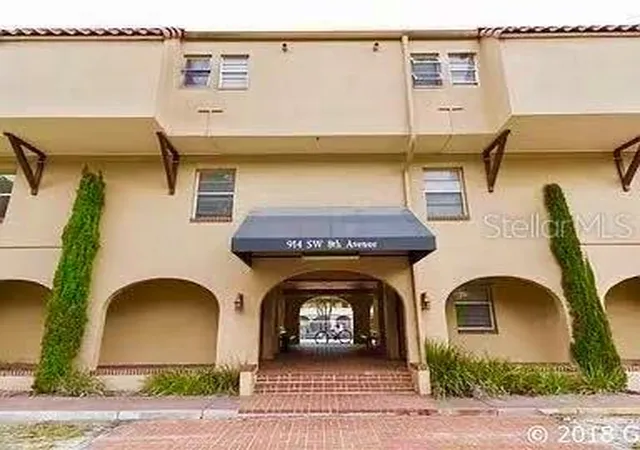 Photo 1 of Condo for sale at 914 Sw 8th Ave #42, Gainesville, FL 32601 | MLS# O6435896 | Listing updated on 2026-08-31
