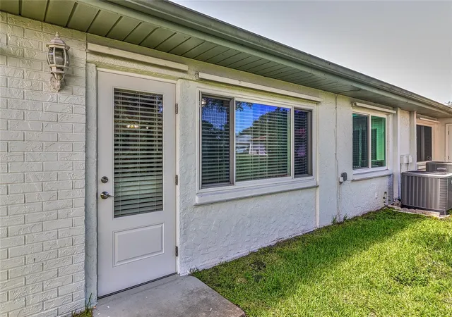41st image of 3217 Mcmath Dr, Palm Harbor, FL 34684 | MLS# TB8541591