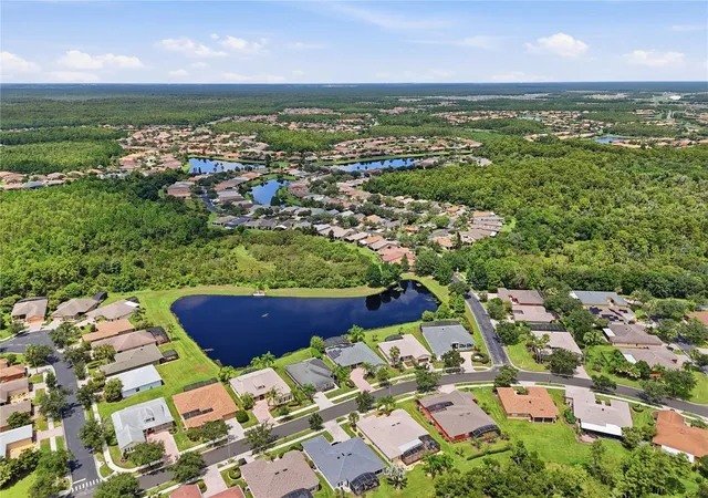Photo 5 of Single family home for sale at 513 Barcelona Dr, Kissimmee, FL 34759 | MLS# O6435898 | Listing updated on 2026-08-26