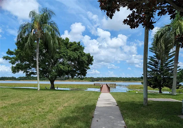 2nd image of 9209 Seminole Blvd, SEMINOLE, FL 33772