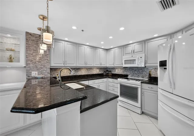 4th image of 2937 S Atlantic Ave #2002, Daytona Beach Shores, FL 32118 | MLS# V4950882