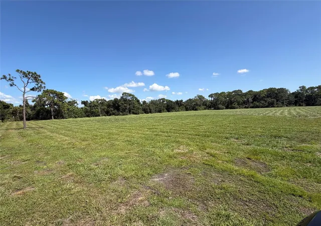 2nd image of 24th Ave Se, Ruskin, FL 33570 | MLS# TB8541609