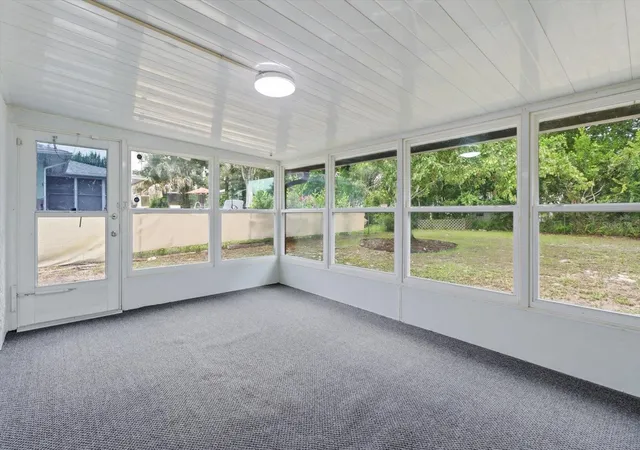 Photo 4 of Sale Pending at 518 S Adams St, Beverly Hills, FL 34465 | MLS# TB8541617 | Listing updated on 2026-10-02