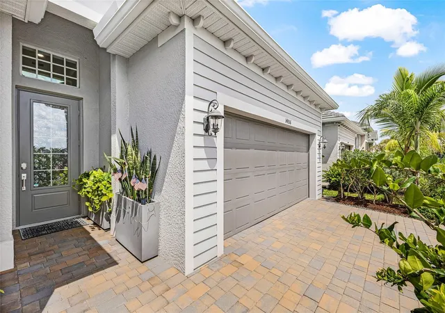 3rd image of 14856 Redbud Ln, Punta Gorda, FL 33955 | MLS# C7529895