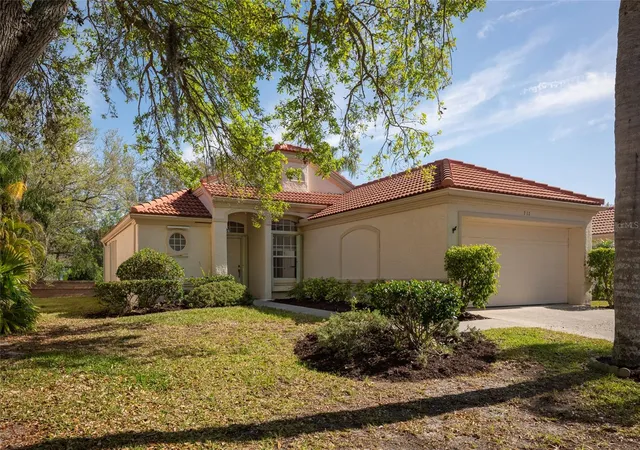 Photo 1 of Single family home for sale at 717 Lighthouse Dr, Tarpon Springs, FL 34689 | MLS# TB8541633 | Listing updated on 2026-09-02